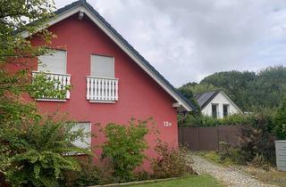 Haus mieten in 51375 Schlebusch, Freistehendes Einfamilienhaus mit Garage und großem Garten in ruhigem Wohnviertel