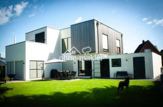 Haus kaufen in 25582 Hohenaspe, Modernes Architektenhaus im Bauhausstil mit Galerie, Doppelgarage, Balkon