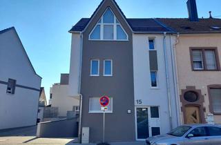 Wohnung kaufen in 75015 Bretten, Neuwertige 3‑Zimmer Wohnung mit Balkon im 1. OG in Bretten