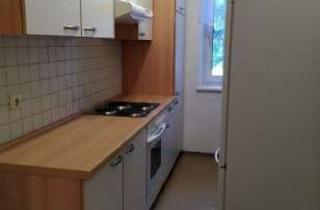 Wohnung mieten in 60487 Bockenheim, Gepflegte 2-Zimmer-Wohnung mit Einbauküche im Hochparterre — ruhige Lage