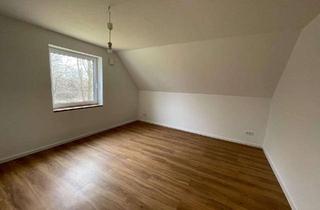 Wohnung mieten in 25746 Lohe-Rickelshof, Erstbezug nach Kernsanierung: Wohnung mit beheiztem Dachgeschoss