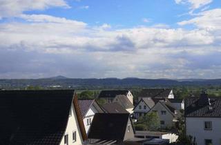 Wohnung mieten in 53721 Siegburg, Freundliche 3-Zimmer-Dachgeschosswohnung mit Loggia in Siegburg-Kaldauen mit toller Aussicht