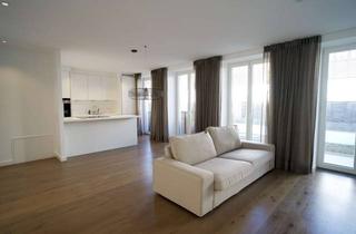 Wohnung mieten in Stiglmaierplatz, 80335 Maxvorstadt, Moderne, Teilmöblierte 2-Zimmer Wohnung mit Balkon am Stiglmaierplatz