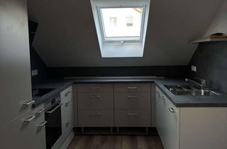 Wohnung mieten in Im Wiesengrund 18, 72116 Mössingen, Helle 3,5-Zimmer Dachgeschosswohnung in Mössingen