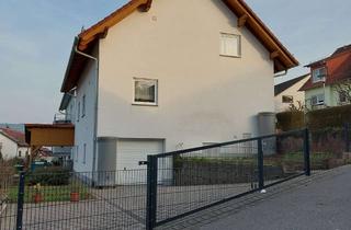 Haus kaufen in Anne-Frank-Straße, 64668 Rimbach, Freistehendes Haus mit 7 Zimmern in Rimbach, Baujahr 2005