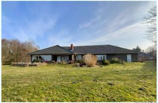 Haus kaufen in 25813 Husum, Exklusive Wohnlage - Komfortabler Bungalow mit Potential und wunderschönem Garten mit Nordseeblick!