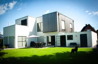 Haus kaufen in 25582 Hohenaspe, Modernes Architektenhaus im Bauhausstil mit Galerie, Doppelgarage, Balkon