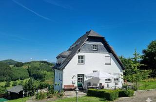 Immobilie mieten in Schloßberg, 59872 Meschede, Möbliertes Apartment mit Panoramablick | Altstadt Eversberg im Hochsauerland