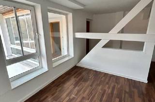 Wohnung mieten in Brüderstraße, 07570 Weida, Großzügige Dachgeschoßwohnung mit Einbauküche im Zentrum von Weida