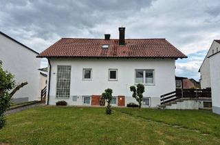 Haus kaufen in 85098 Großmehring, Großmehring - Gepflegtes Ein-o. Zweifamilienhaus BJ 1974 Großmehring