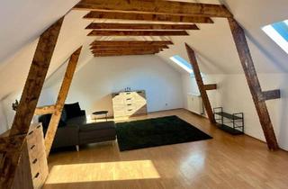 Wohnung kaufen in 47798 Krefeld, Krefeld - PROVISIONSFREI: 3 Zimmer, Wohnküche, Bad - zentral in Krefeld