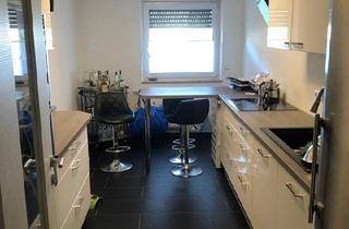 Wohnung kaufen in 68775 Ketsch, Ketsch - 3-Zimmer-Wohnung mit Balkon, Stellplatz und Einbauküche in Ketsch