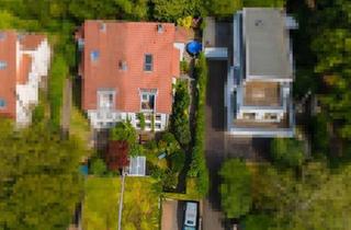 Doppelhaushälfte kaufen in 51429 Bergisch Gladbach, Bergisch Gladbach - Generationenhaus, 2 Wohnungen +1, top Lage stadtnah am Wald