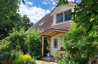 Einfamilienhaus kaufen in 23627 Groß Grönau, Groß Grönau - Geräumiges Einfamilienhaus mit Einliegerwohnung in Groß Sarau