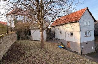 Haus kaufen in 34613 Schwalmstadt, Schwalmstadt - Haus v. 1863 mit kl. Hof und Gärtchen, sehr renovierungsbedürftig