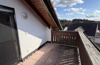 Wohnung kaufen in 71566 Althütte, Althütte - Ihr neues Zuhause! Charmante 3 Zimmer-Dachwohnung mit Balkon und Stellplatz