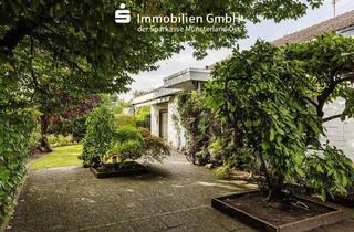 Einfamilienhaus kaufen in 48165 Münster, Münster - Große und extravagant geschnittene Immobilie mit ELW in Sackgassenlage am Wald von Hiltrup! (Erbbaurecht)