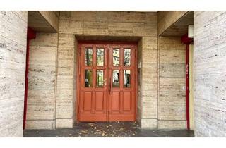 Wohnung kaufen in Strausberger Platz, 10243 Berlin, Berlin - Seltene Chance: Stilvolle Wohnung mit ca. 70 m² Terrasse im denkmalgeschützten Architekturjuwel