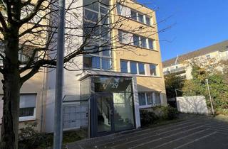 Wohnung kaufen in Carl-Leverkus-Straße 29, 51373 Wiesdorf, Zentrale Eigentumswohnung in Wiesdorf mit Dachterrasse und Tiefgaragenstellplatz