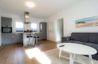 Wohnung kaufen in 23730 Neustadt, 2-Zimmer-Eigentumswohnung mit Stellplatz – Teil eines Hauses mit 3 Einheiten (Gesamtverkauf möglich)