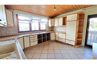 Wohnung kaufen in 75031 Eppingen, Lichtdurchflutete Dachgeschosswohnung in gesuchter Lage !