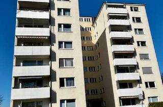 Wohnung kaufen in Wachtelstr. 24, 40789 Monheim, Sanierungsbedürftige, großzügige 3-Raum-Wohnung in ruhiger Lage von Monheim mit TOP-Fernblick