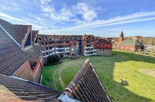 Wohnung kaufen in 23570 Travemünde, Ihr Rückzugsort an der Ostsee – gepflegte Wohnanlage mit Aufzug, Dachterrasse und Wellnessbereich