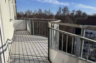 Wohnung kaufen in 73230 Kirchheim, Lichtdurchflutete 3,5 Zimmer-Wohnung!