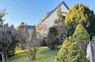 Wohnung kaufen in 70327 Untertürkheim, 3-Zimmer-Wohnung mit Balkon und Garage in Stuttgart-Untertürkheim