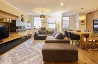 Wohnung kaufen in 86150 Innenstadt, ***Dachterrasse, Garage und besondere Aufteilung: Wohnung im Zentrum mit Hausflair!***