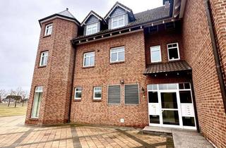 Wohnung kaufen in Marktplatz 2 b, 19294 Neu Kaliß, Attraktive 3-Zimmer-Wohnung im 1. OG mit Balkon in Neu Kaliß