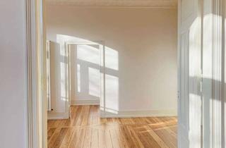 Wohnung kaufen in 21335 Lüneburg, Top-sanierte Altstadtwohnung in Lüneburg - Rotes Feld mit Fahrstuhl