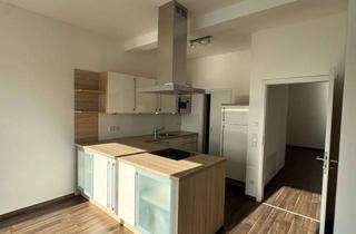 Wohnung mieten in Ingolstädter Straße 11b, 85092 Kösching, Exklusive, neuwertige 2-Zimmer-Dachgeschosswohnung mit geh. Innenausstattung mit Balkon