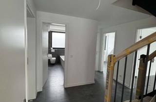Wohnung mieten in 33098 Paderborn, 3 Zimmer Dachgeschosswohnung mit Balkon in Paderborn (Südstadt)