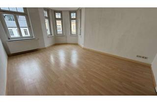 Wohnung mieten in Leonhardtstraße 29, 09112 Kaßberg, Wohnen auf dem Kaßberg - Bad mit Wanne + Dusche + sep. WC - im 3. OG !
