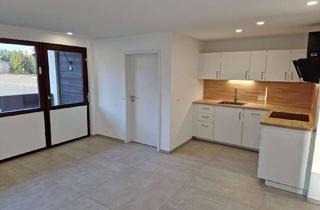 Wohnung mieten in 72250 Freudenstadt, Gemütliche 3-Zimmer-Wohnung mit Balkon, Schwimmbecken und traumhafter Schwarzwald-Lage!