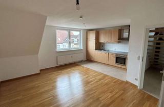 Wohnung mieten in Kirchhofsallee, 24214 Gettorf, Hochwertige 2,5 Zi.-Maisonettewohnung mit Wohnküche, Zentrale Lage in Gettorf