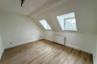 Wohnung mieten in Seidenstraße 81, 47799 Cracau, Frisch sanierte 2-Zimmerwohnung mit separater Küche