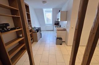 Wohnung mieten in 65185 Wiesbaden, Stilvolle & helle 2-Zimmer DG-Wohnung.