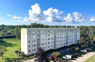 Wohnung mieten in Theodor-Lessing-Straße 14, 14712 Rathenow, mit virtuellem Rundgang! Top sanierte 3 Zimmer Wohnung mit Designbelag im ruhigen Haus