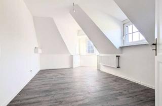 Wohnung mieten in Von-Groote-Straße 132, 41066 Bettrath, MG-Bettrath: Vollständig renoviert! 2. Etage im Altbau mit Dachterrasse