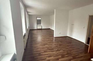 Wohnung mieten in Würzburger Straße 13, 91443 Scheinfeld, Großzügige, neu renovierte 7-Zimmer-Wohnung mit Terrasse – ideal für Familien