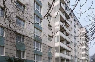 Wohnung mieten in Jakobstr., 39104 Altstadt, Senioren aufgepasst - große 3-Raumwohnung in Elbnähe