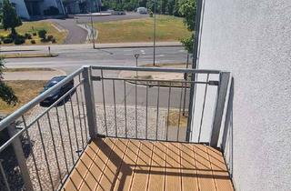 Wohnung mieten in Friedrich-Ebert-Straße 72, 39114 Brückfeld, 2-Zimmer Dachgeschosswohnung mit Balkon in Magdeburg-Brückfeld