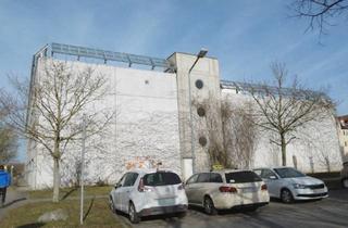 Garagen mieten in Goldberger Str. 70, 18273 Güstrow, Stellplatz im Parkhaus in Güstrow zu vermieten – Goldberger Straße 70