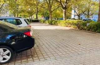 Garagen mieten in Gorgasring 36, 13599 Haselhorst, Stellplatz im Freien - ab dem 01.06. verfügbar!