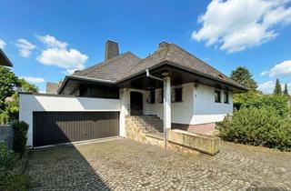 Villa kaufen in 35394 Gießen, Großzügige Stadtvilla mit Entwicklungspotential direkt am Schwanenteich