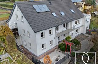 Haus kaufen in 95369 Untersteinach, Panoramablick ins Tal! Modernisiertes ZFH in ruhiger Lage mit ELW in Untersteinach (Kulmbach)