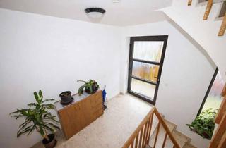 Haus kaufen in 67308 Ottersheim, Zweifamilienhaus mit Einliegerwohnung für Eigennutzer oder Kapiltalanleger