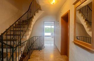 Haus kaufen in 82467 Garmisch-Partenkirchen, Traditionelles Alpenhaus (DHH Art) mit Charme in Garmisch-Partenkirchen️